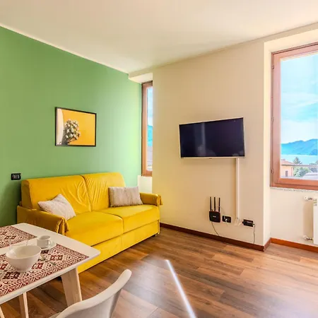 Apartment Piazza San Giuseppe-3 By Interhome